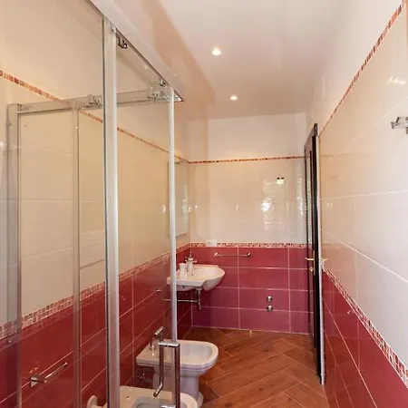 Le Dee Di 4*